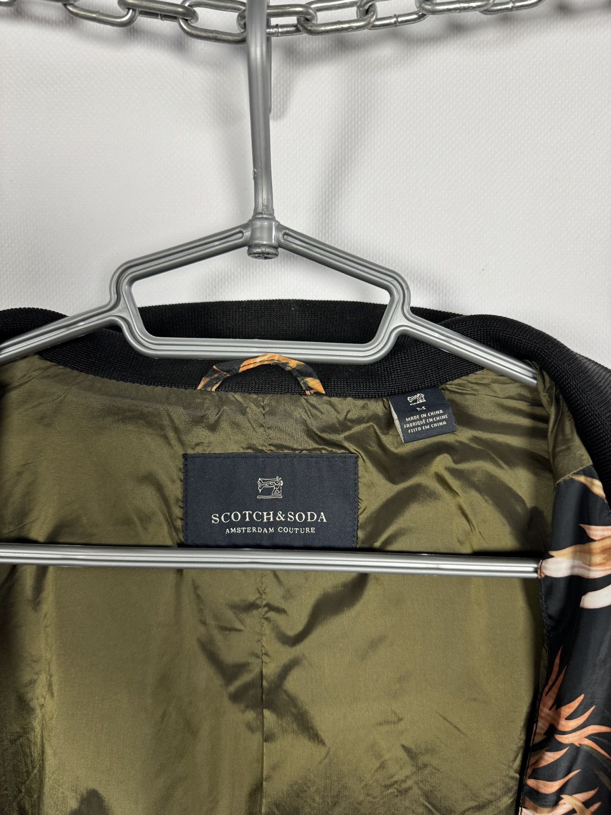 Scotch & Soda Scotch & Soda Lightweight Hooded Jacket Leaf Print Size M Size US M / EU 48-50 / 2 - 9 Thumbnail