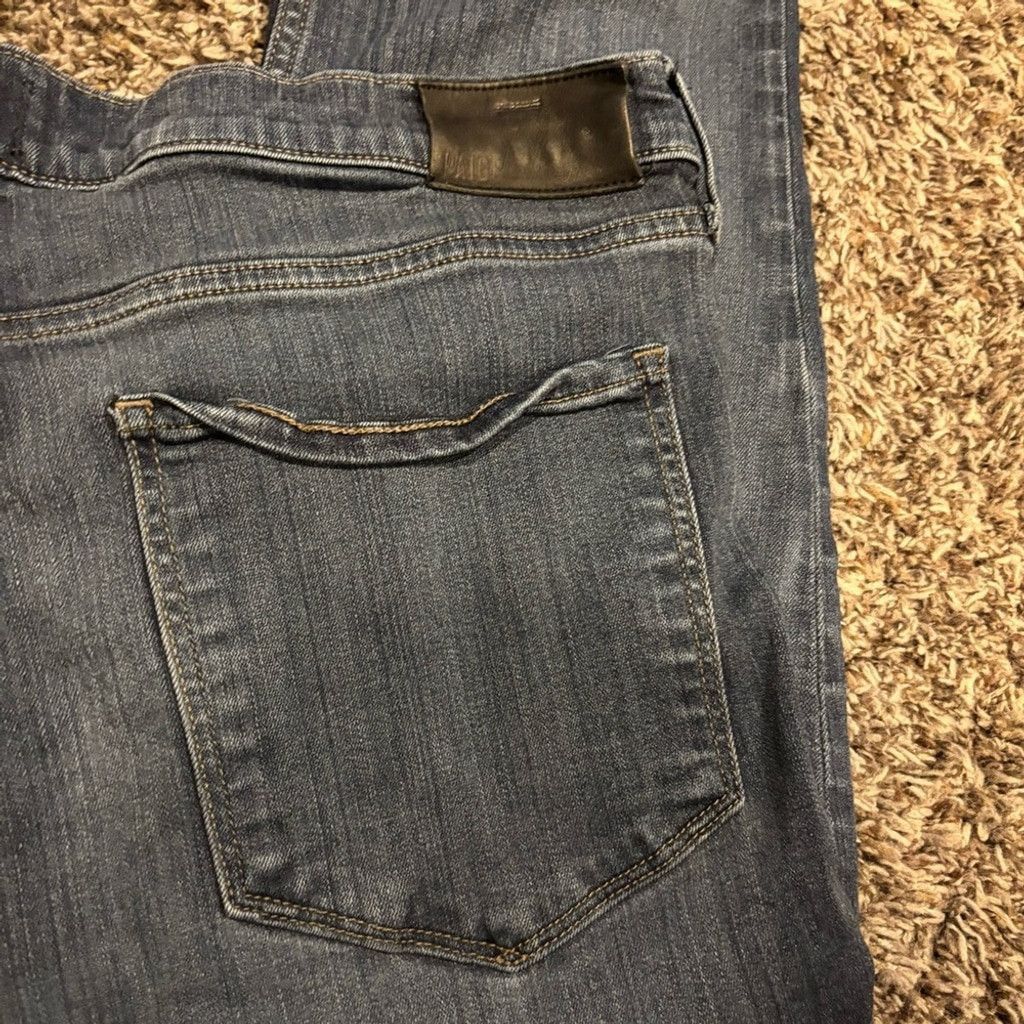 Paige PAIGE Medium Blue Wash Cropped Jeans Size 36" / US 14 / IT 50 - 7 Thumbnail