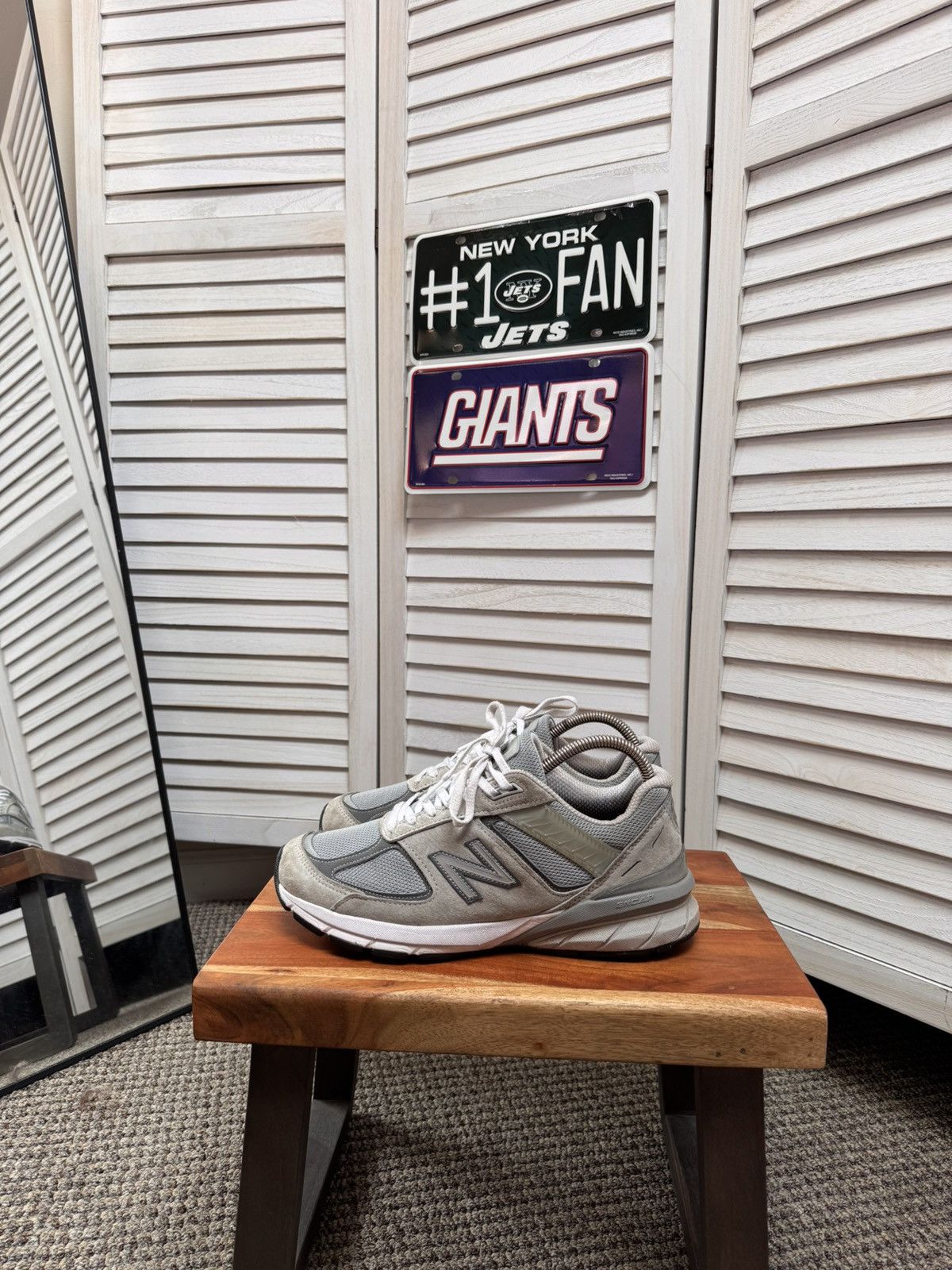 New Balance Men’s Casual Sneakers New Balance 990 V5 Silver Size US 8 / EU 41 - 1 Thumbnail