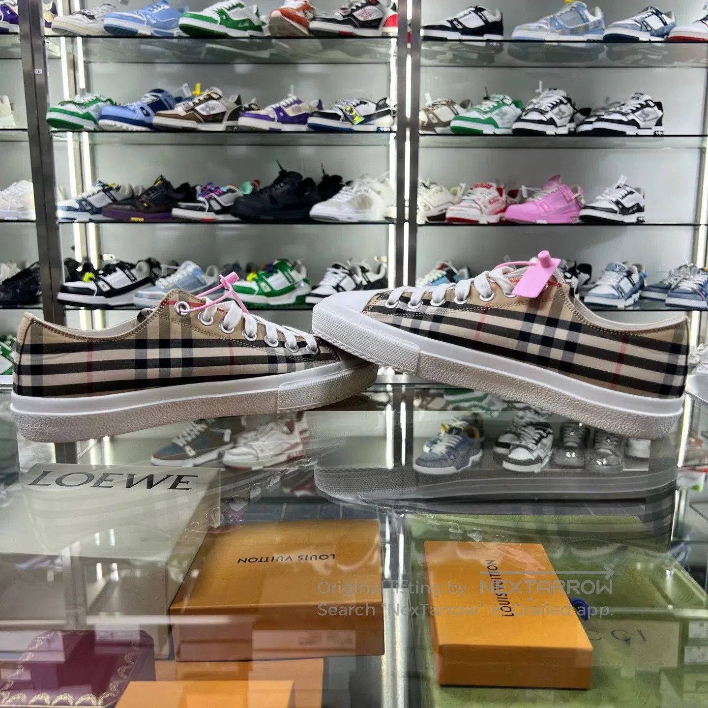 Burberry burberry logo printed canvas sneakers size 41. Size US 8 / EU 41 - 4 Thumbnail