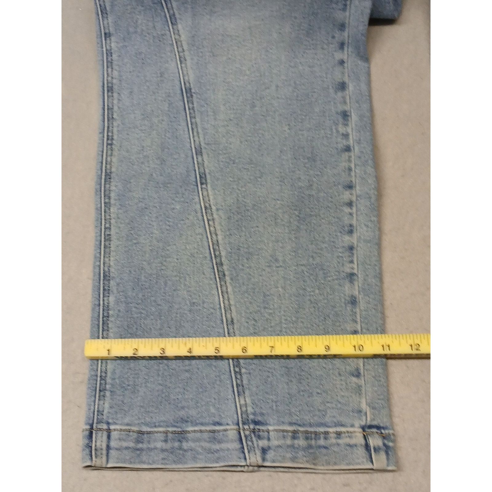 Judy Blue Judy Blue (18W) Women's Baggy Boot Cut Blue Denim Jeans Size 40" / US 18 - 2 Thumbnail