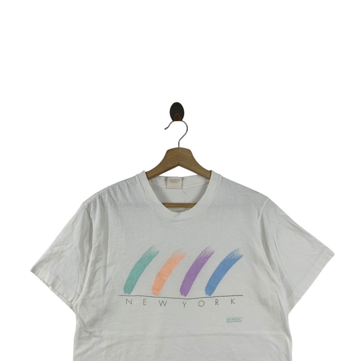 Vintage Vintage 1994 ON WHITE NEW YORK Pastel Artwork Tee Shirt Top Size M / US 6-8 / IT 42-44 - 2 Thumbnail