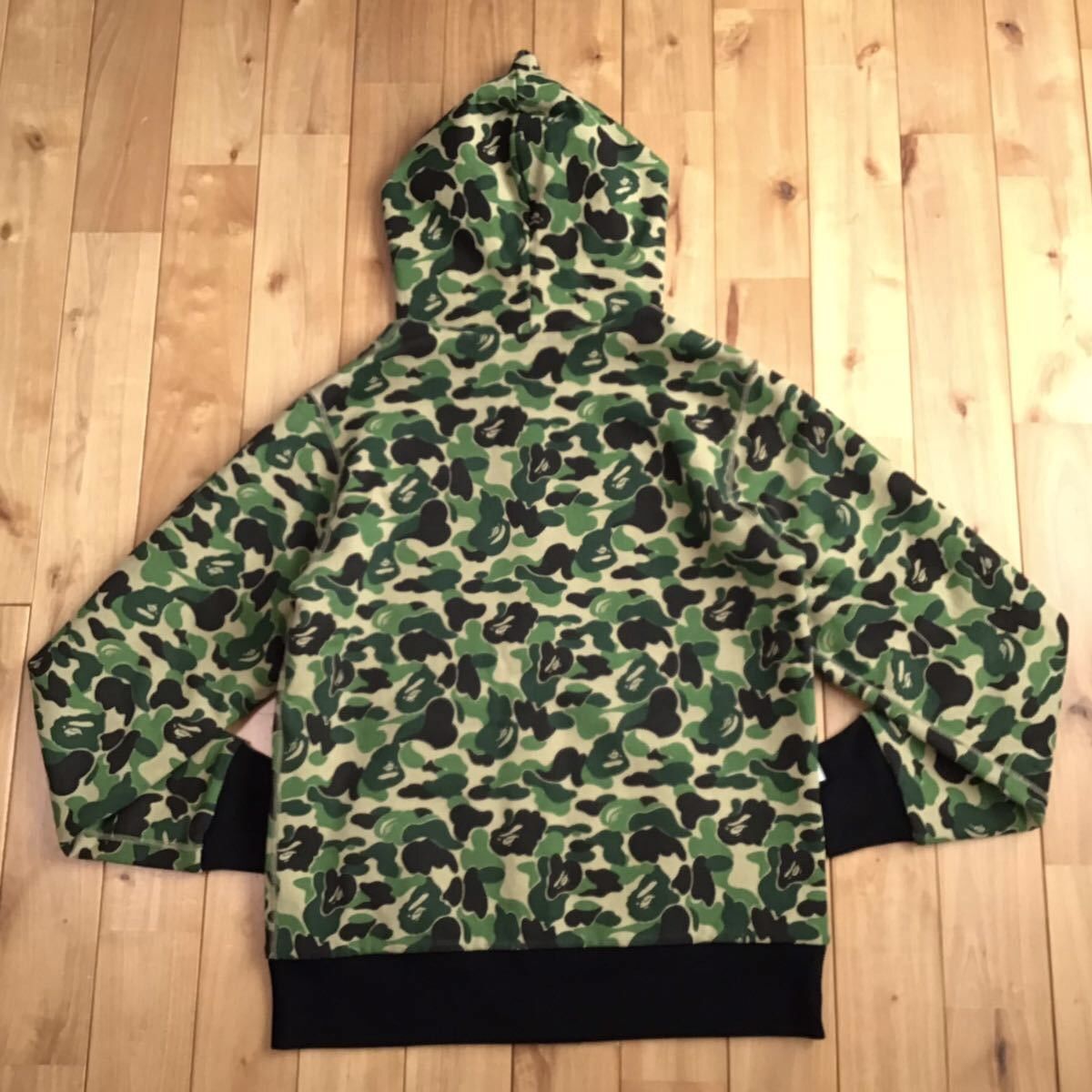 Bape 🔥Reversible🔥 BAPE Shark full zip hoodie ABC camo APE Size US M / EU 48-50 / 2 - 5 Thumbnail