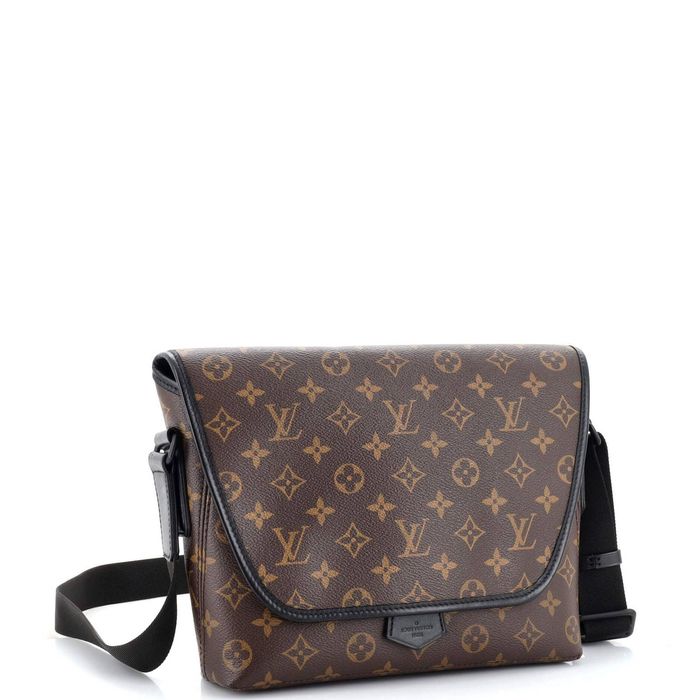 Monogram Macassar Magnetic Messenger