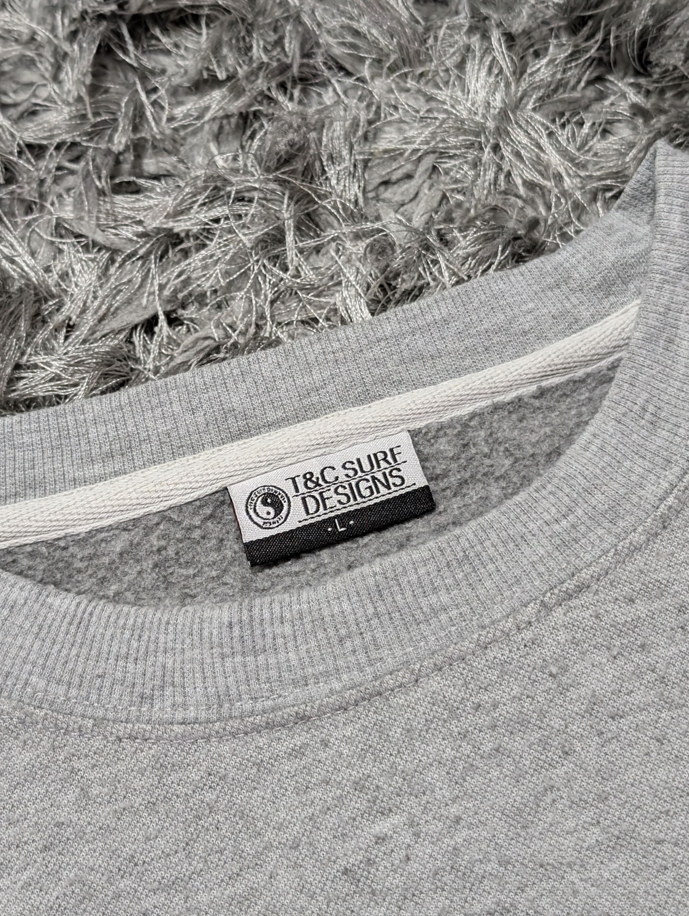 Vintage Vintage T&C Surf Designs Hawaii Sweatshirts Plain Pullover Size US L / EU 52-54 / 3 - 7 Thumbnail
