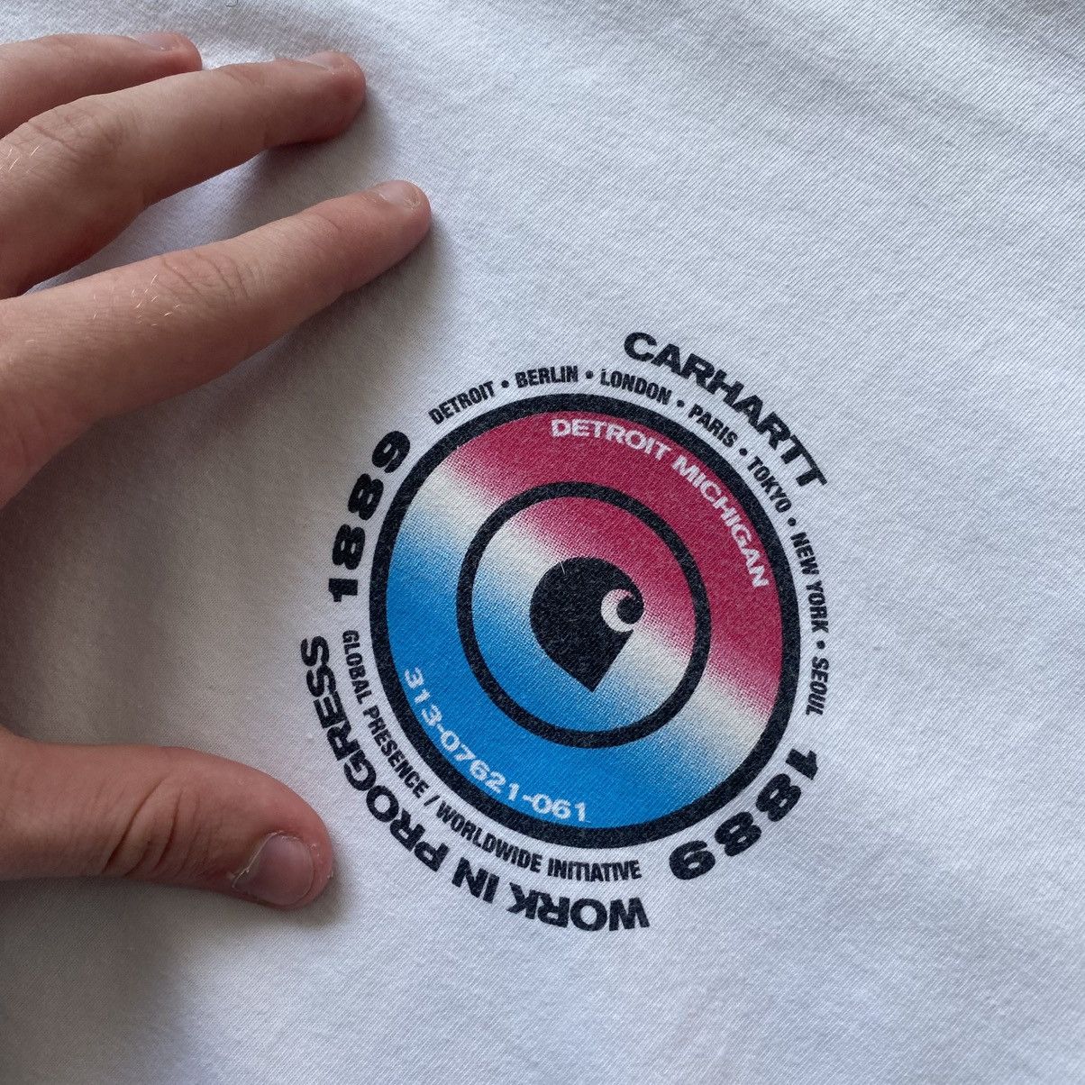 Carhartt Men’s Carhartt Wip big logo designer y2k Streetwear tee Size US M / EU 48-50 / 2 - 7 Thumbnail
