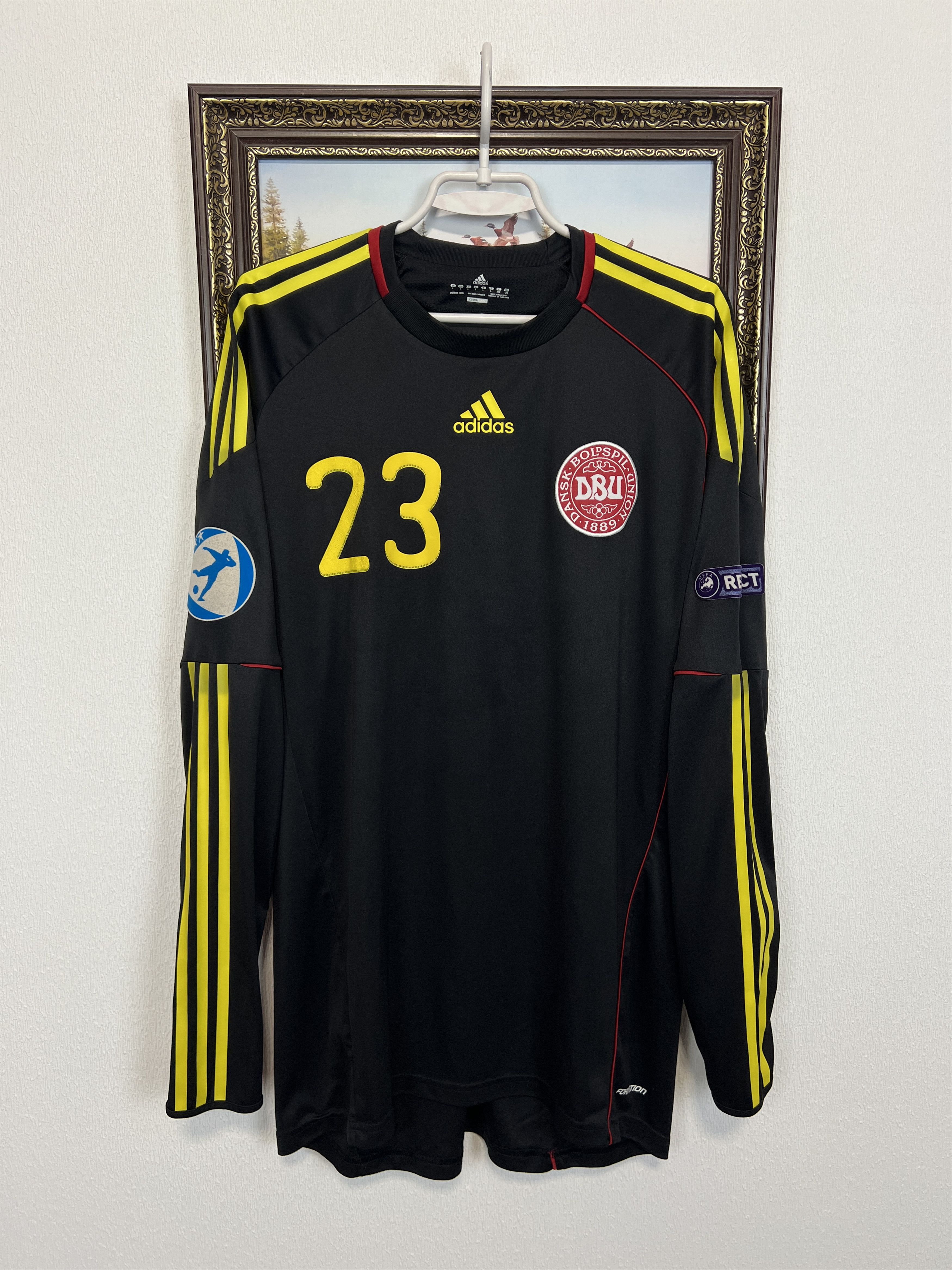 Adidas Denmark Goalkeeper shirt Nicklas Hojlund Match Worn Jersey Size US L / EU 52-54 / 3 - 1 Thumbnail