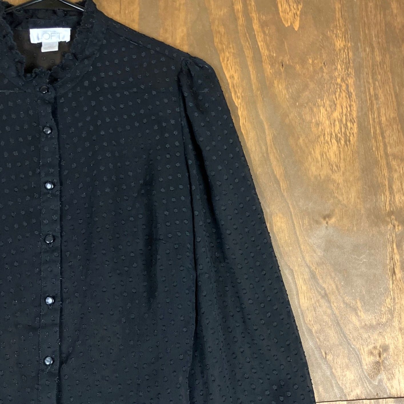 Ann Taylor Ann Taylor LOFT Blouse Black Button Down Sheer Popcorn Long Sleeve 10 Women Clothing Shirt Size L / US 10 / IT 46 - 5 Thumbnail