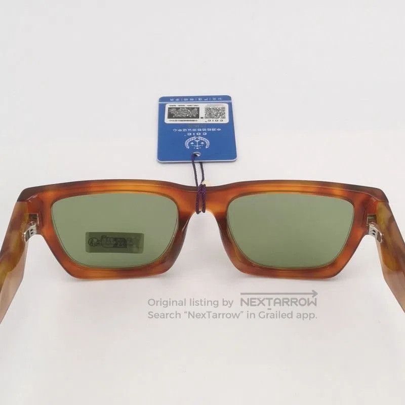 Prada Prada Square Framed Logo Sunglasses. Size ONE SIZE - 5 Thumbnail