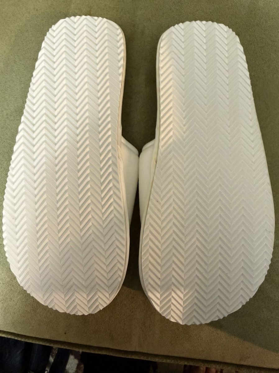 Drew House Drew House x Justin Bieber S/M white Smiley Logo slippers Size US 8 / EU 41 - 11 Thumbnail