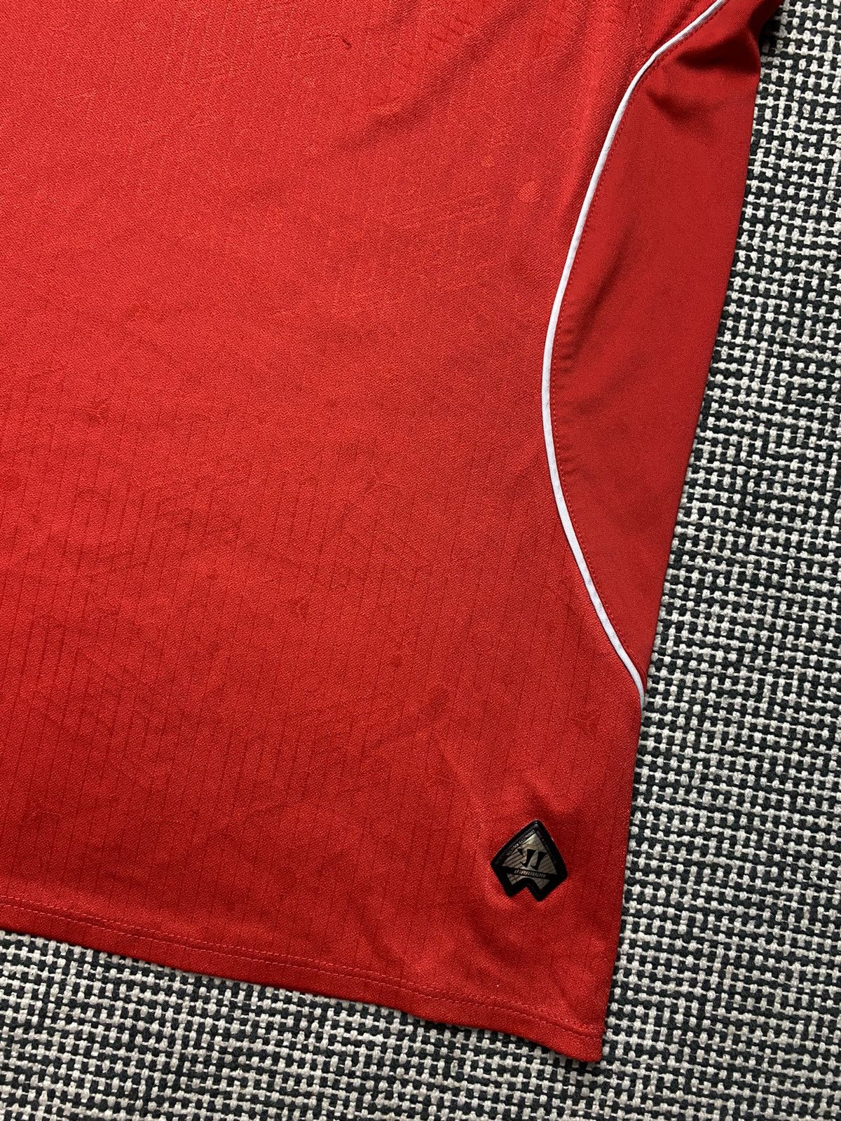 Warrior Rare Liverpool warrior vintage soccer jersey y2k Size US M / EU 48-50 / 2 - 3 Thumbnail
