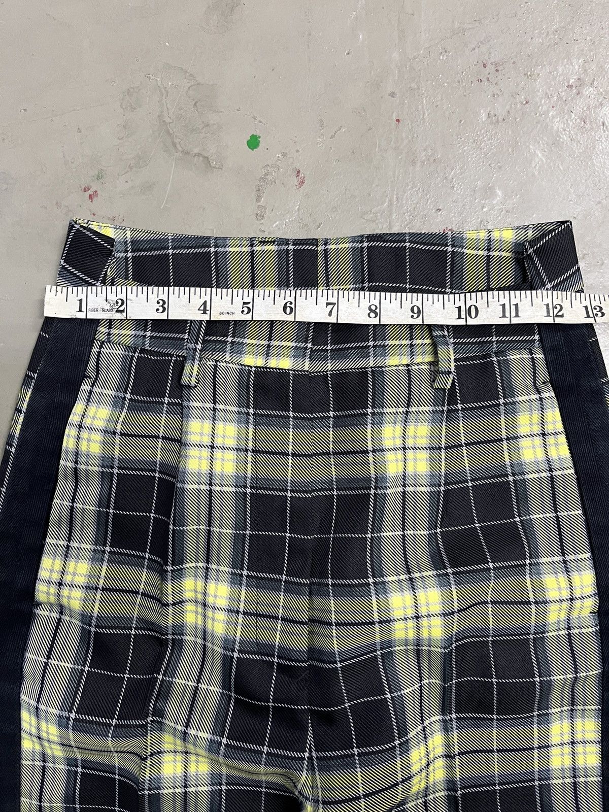 MM6 MM6 SS07 Tartan Side Tape Reconstructed Plaid Pants Size 26" / US 2 / IT 38 - 5 Thumbnail