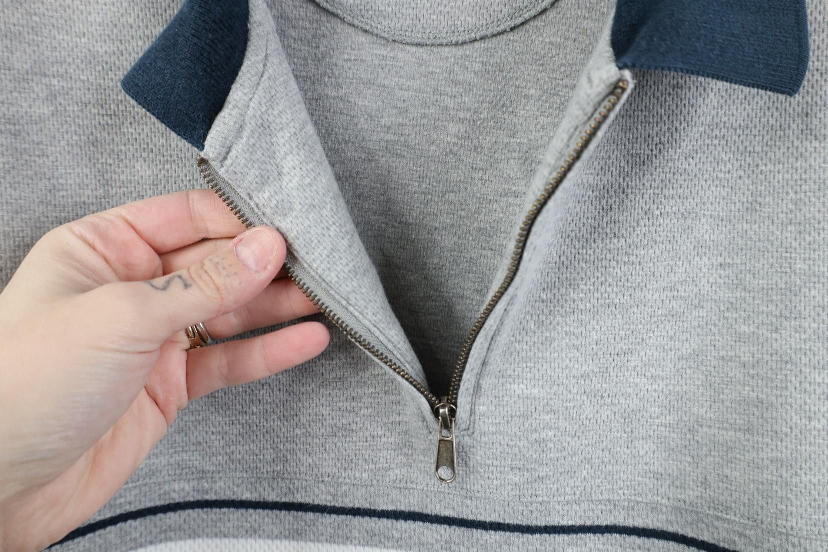 Vintage Vintage 90s Streetwear Knit 1/4 Zip Collared Polo Shirt Size US XL / EU 56 / 4 - 4 Thumbnail