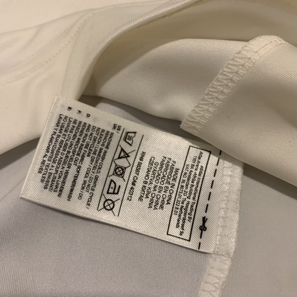 Adidas Chelsea Away 2012 Player issue Size US L / EU 52-54 / 3 - 7 Thumbnail