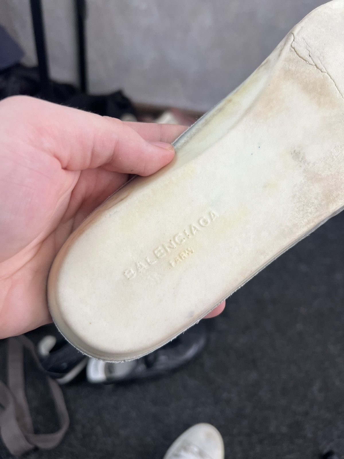 Balenciaga Balenciaga Arena Leather Low Sneaker White Size 7 Size US 7 / EU 40 - 18 Thumbnail