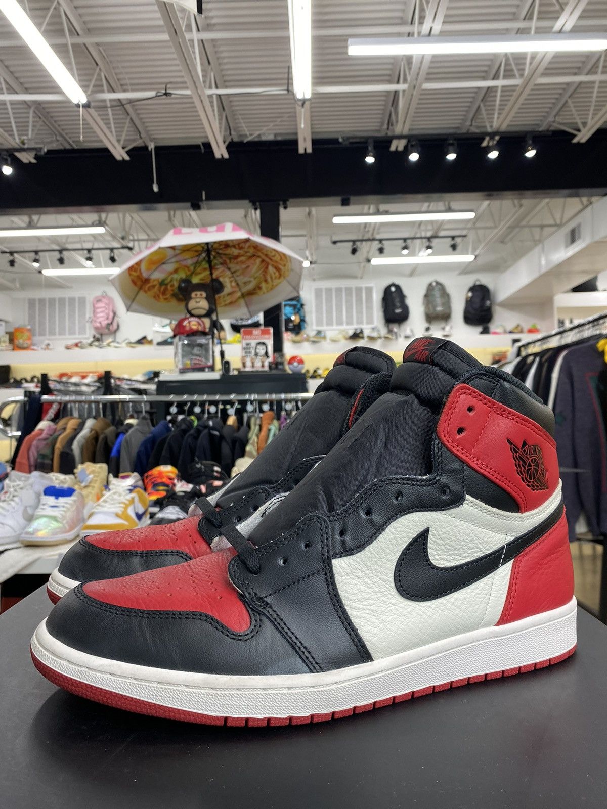 Jordan Brand Jordan 1 Bred Toe (2018) Size US 12 / EU 45 - 1 Thumbnail