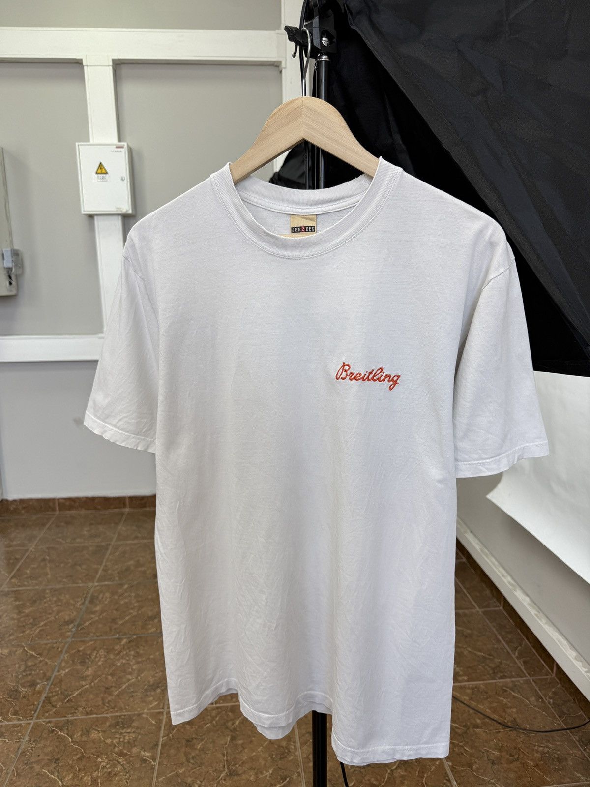 Breitling × Vintage 🇨🇭Vintage 90s Breitling Emergency Swiss Switzerland T-Shirt Size US L / EU 52-54 / 3 - 2 Thumbnail