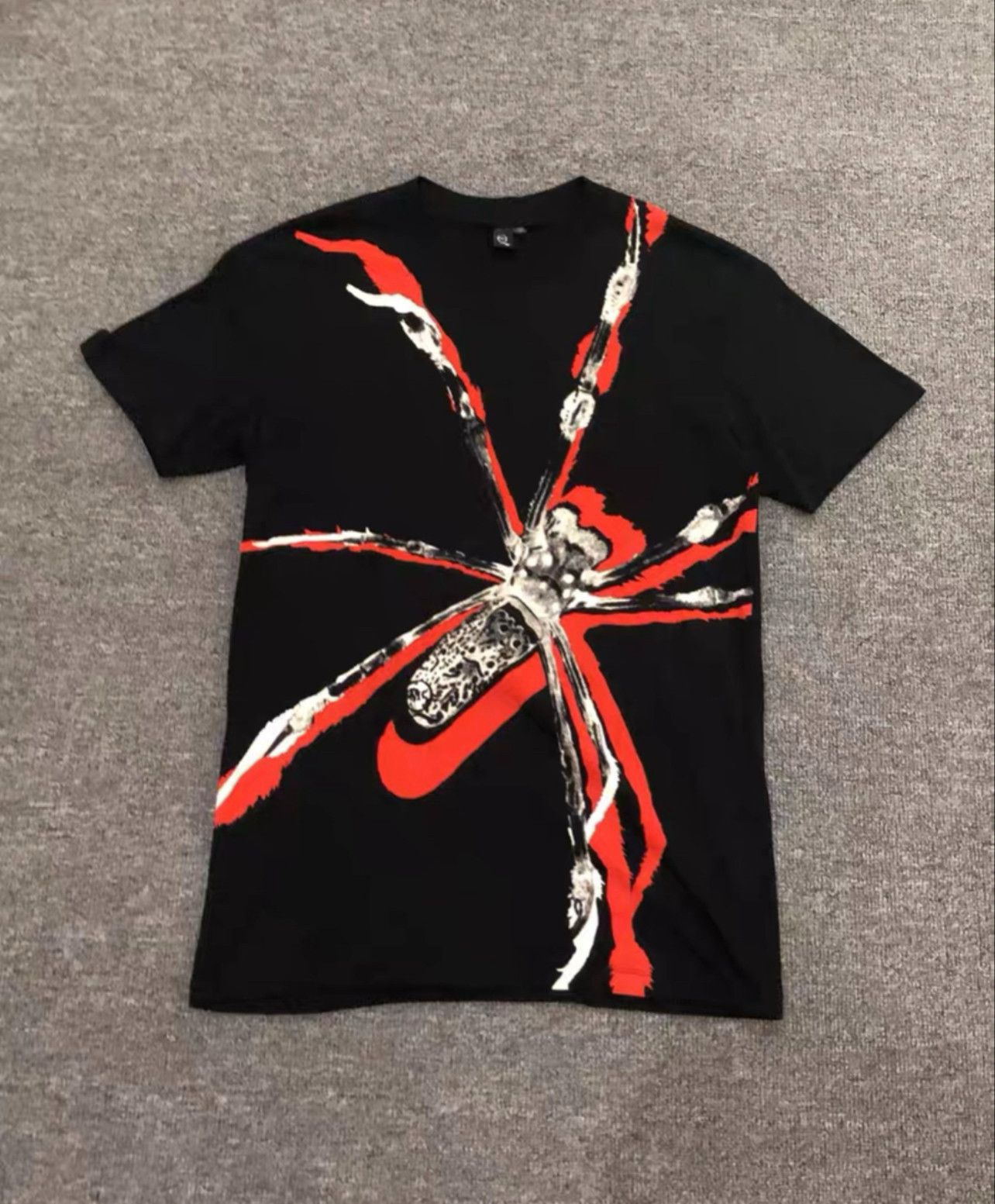 Alexander McQueen Alexander McQueen Spider-print T-shirt Size S Brand New Size US S / EU 44-46 / 1 - 1 Thumbnail