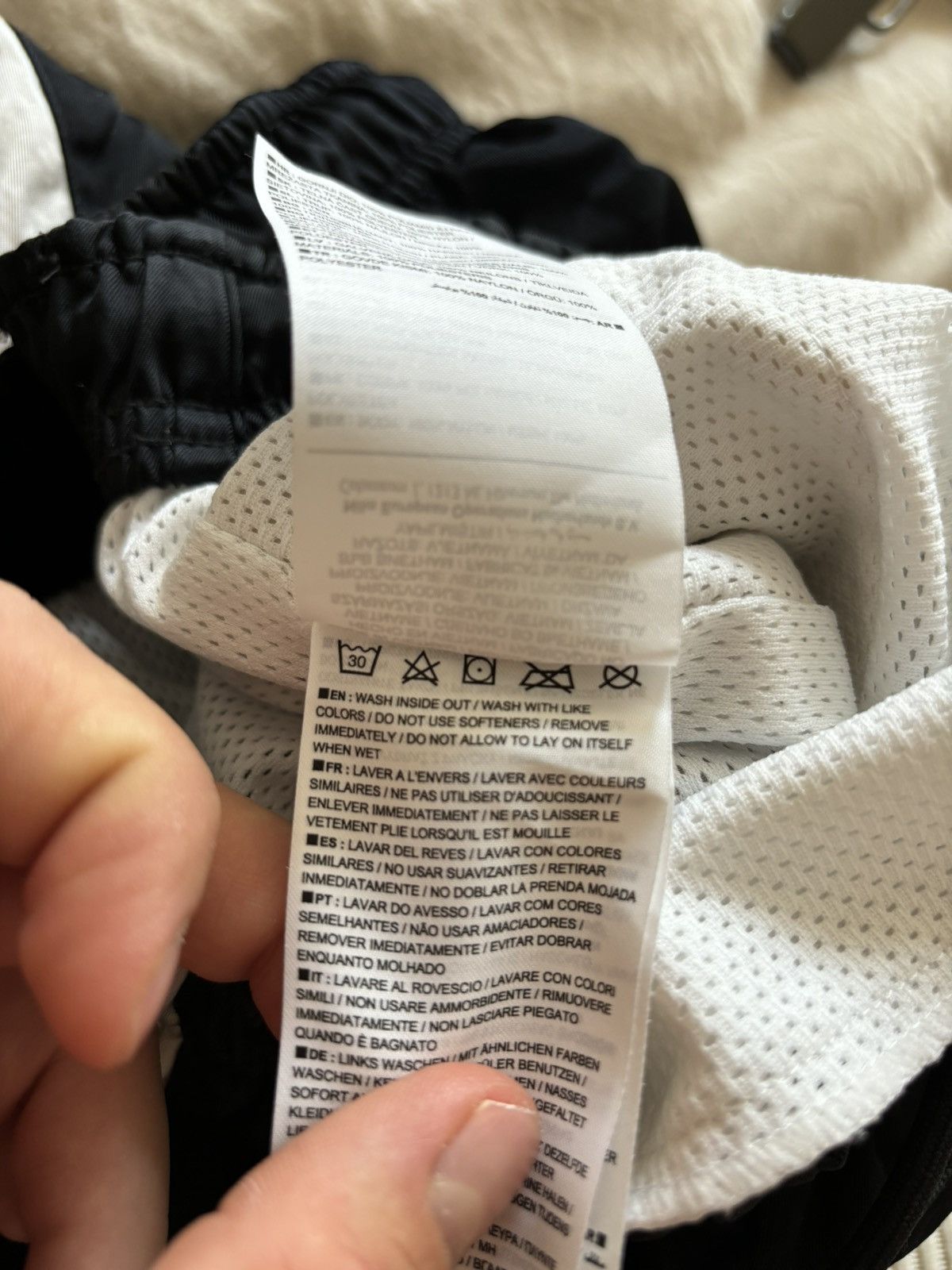 Nike Nike Thai Shorts with Scorpio in M 🦂 Size US 29 - 7 Thumbnail
