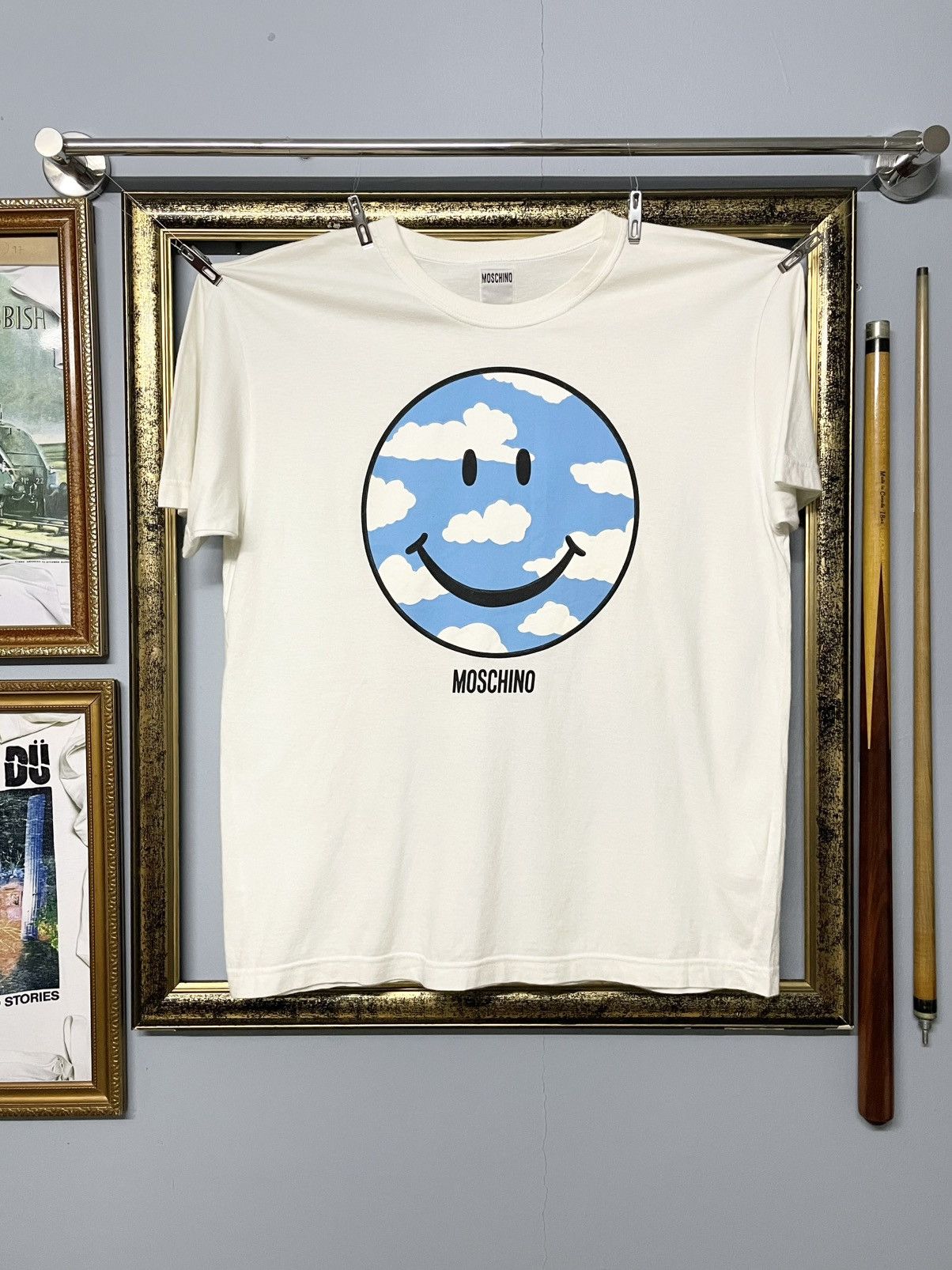 Moschino Vintage Designer Moschino Cloud Art Smiley Face Graphic Tee Size US M / EU 48-50 / 2 - 1 Thumbnail