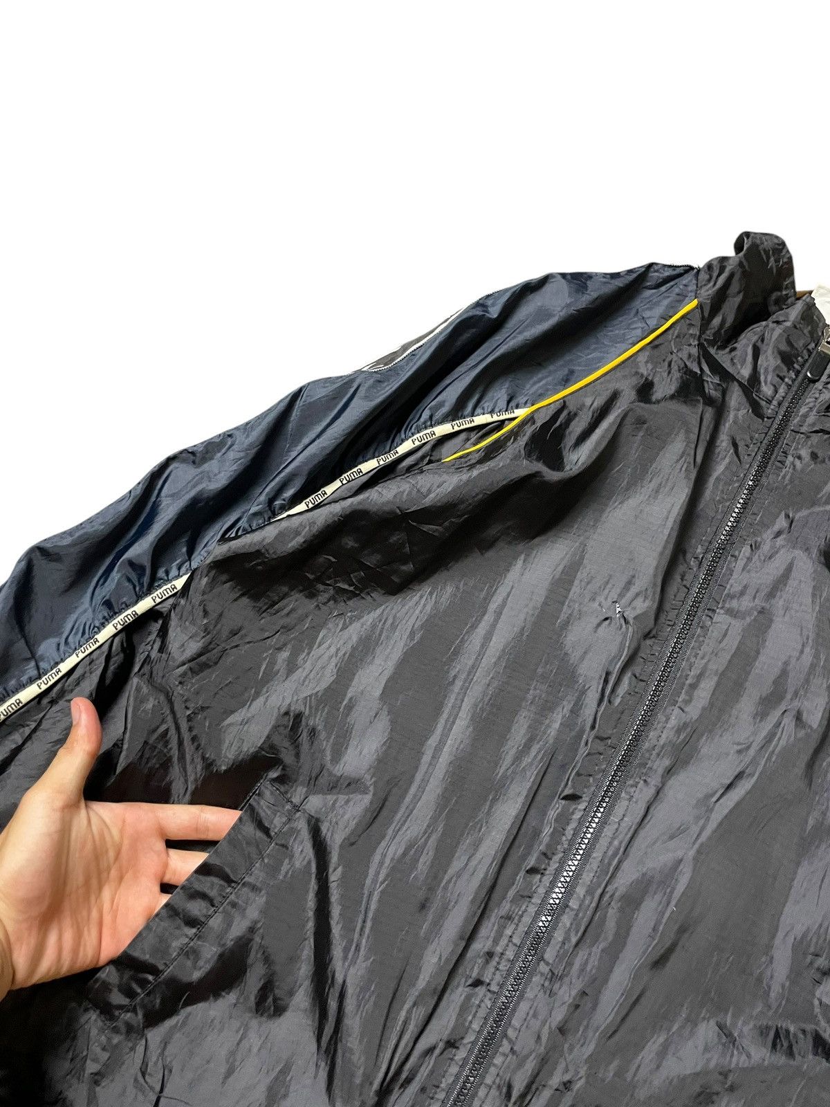 Japanese Brand × Puma × Vintage Vintage PUMA Side Logo Nylon Windbreaker (98) Size US M / EU 48-50 / 2 - 5 Thumbnail