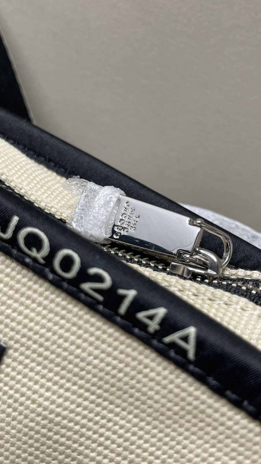 Marc Jacobs (new+tag) Marc Jacobs The Camera Bag crossbody jacquard Size ONE SIZE - 14 Thumbnail