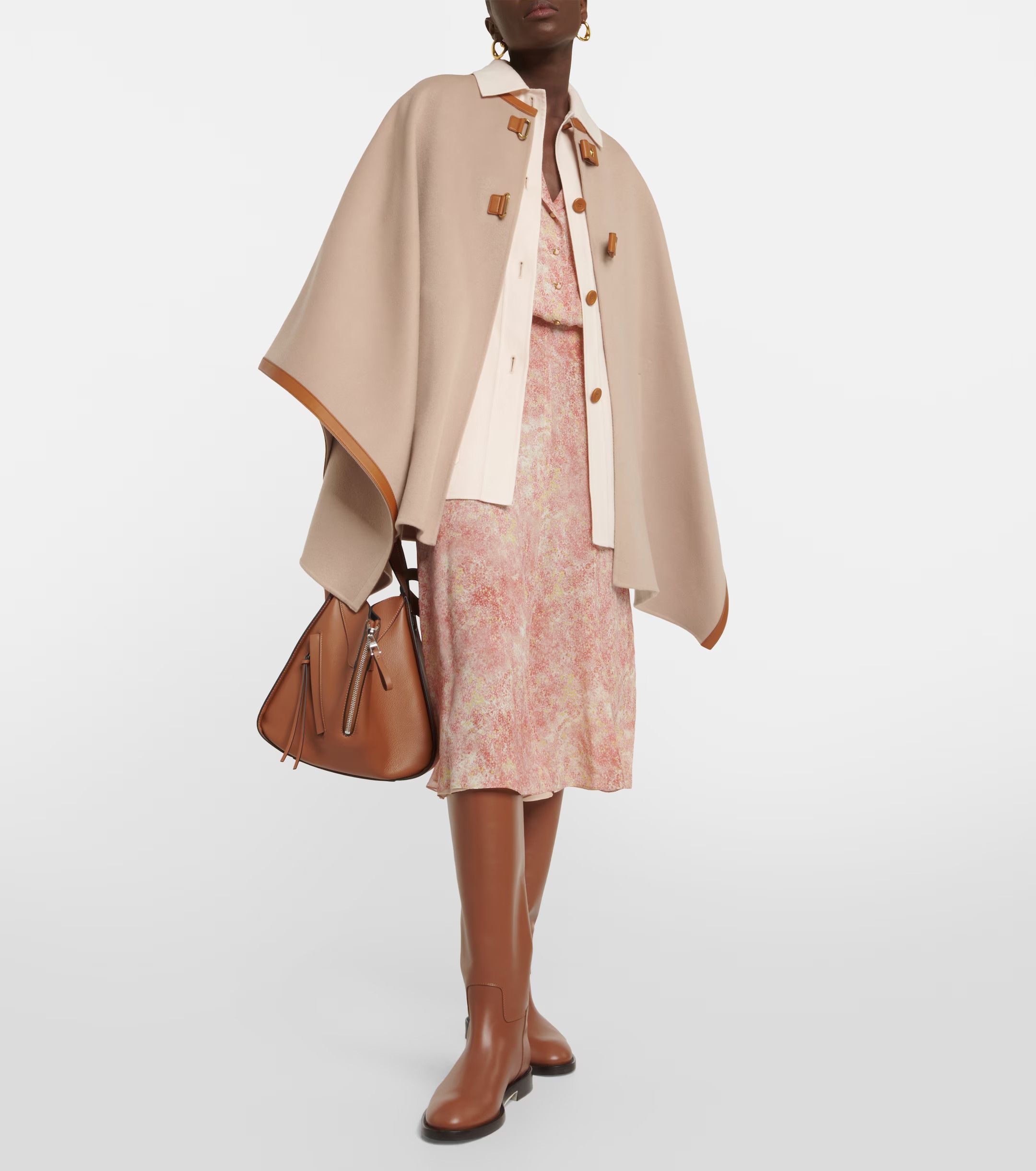 Loro Piana o1srvl11e0824 Size: OS / Kirna Detailed Cape in Brown Size ONE SIZE - 2 Thumbnail