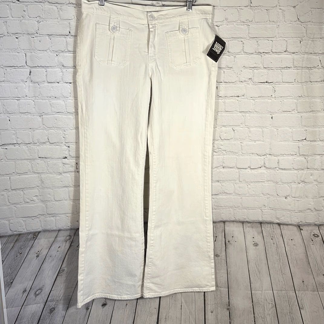 Lucky Brand VINTAGE Lucky Brand Women’s Concert Wide Leg Flared Jeans size 16/33 Beige Cream White 34” Inseam Womens Jeans Size 38" / US 16 / IT 52 - 2 Thumbnail