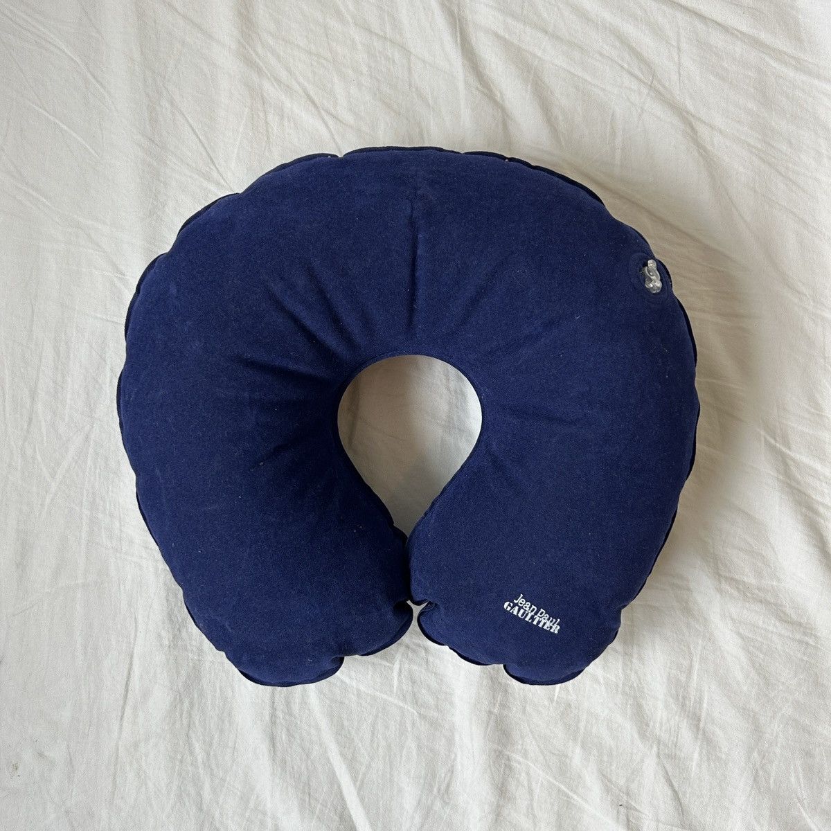 Jean Paul Gaultier Vintage Jean Paul Gaultier travel pillow Size ONE SIZE - 3 Thumbnail