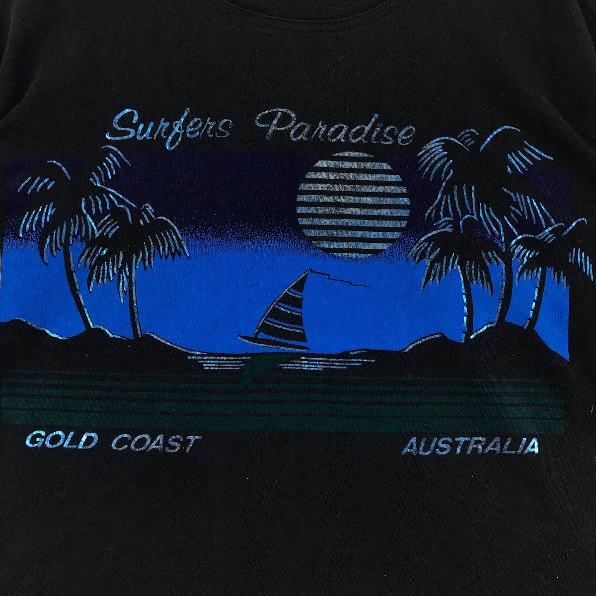 Vintage Vintage 90s Surfers Paradise Gold Coast Australia T-Shirt Size US M / EU 48-50 / 2 - 3 Thumbnail