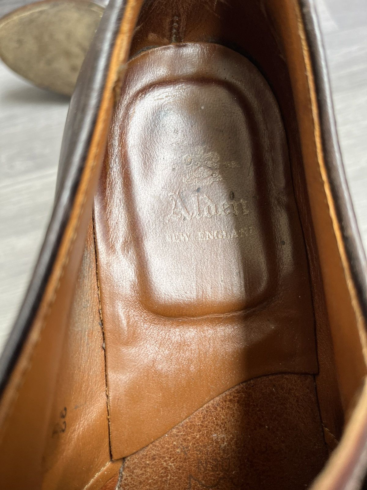Alden Alden 975 plain toe single monk strap shell cordovan US7EE. Size US 7 / EU 40 - 17 Thumbnail