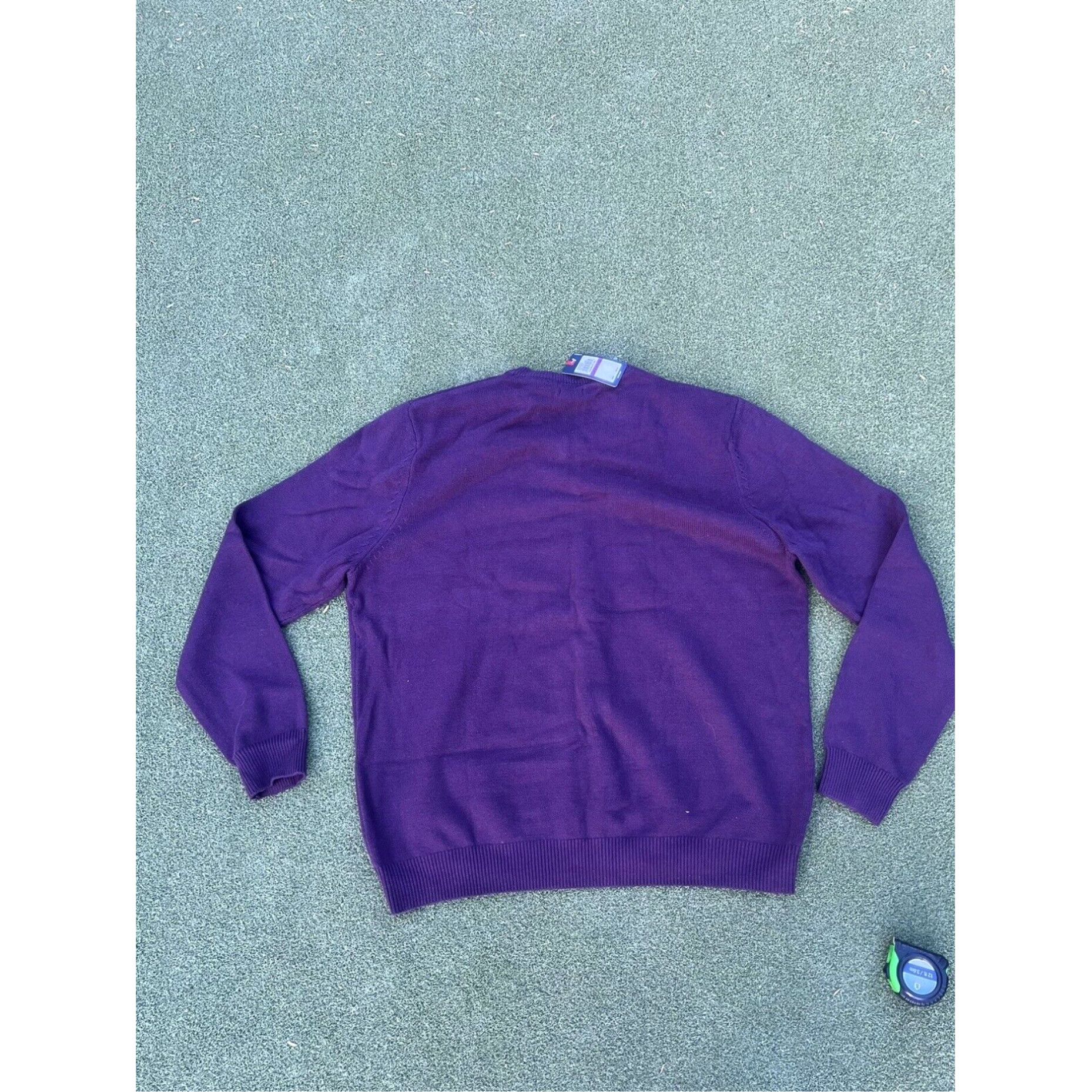 Izod Izod Men's Size 2XL Classic Fit V-Neck Sweater - Purple (BlackBerry Wine) - NEW Size US XXL / EU 58 / 5 - 7 Thumbnail