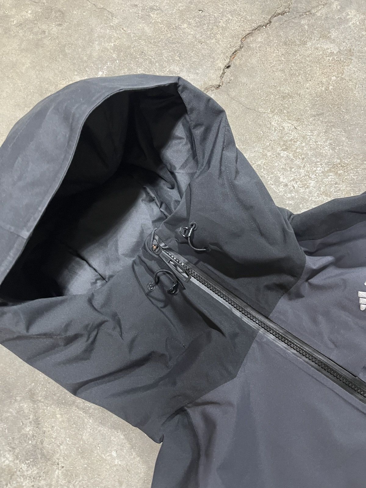 Adidas Adidas Black Terrrex Jacket Size US L / EU 52-54 / 3 - 3 Thumbnail