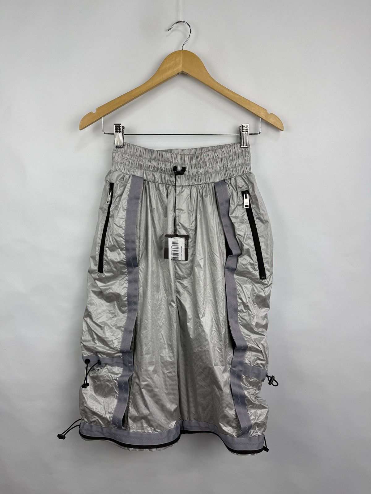 MCM ❗️NEW 🇮🇹 MCM 2/1 Convertible Cargo Pants Shorts Zip Off Unisex Size US 38 / EU 54 - 21 Thumbnail