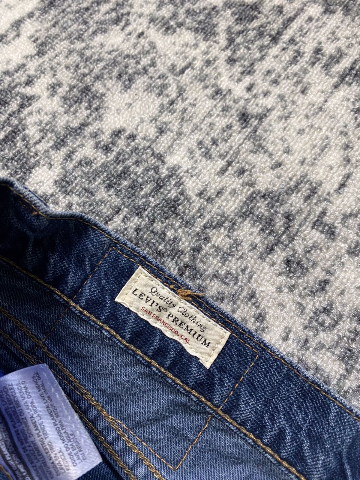 Levi's Vintage Levi’s Premium Denim Jeans 31/34 Size US 31 - 5 Thumbnail
