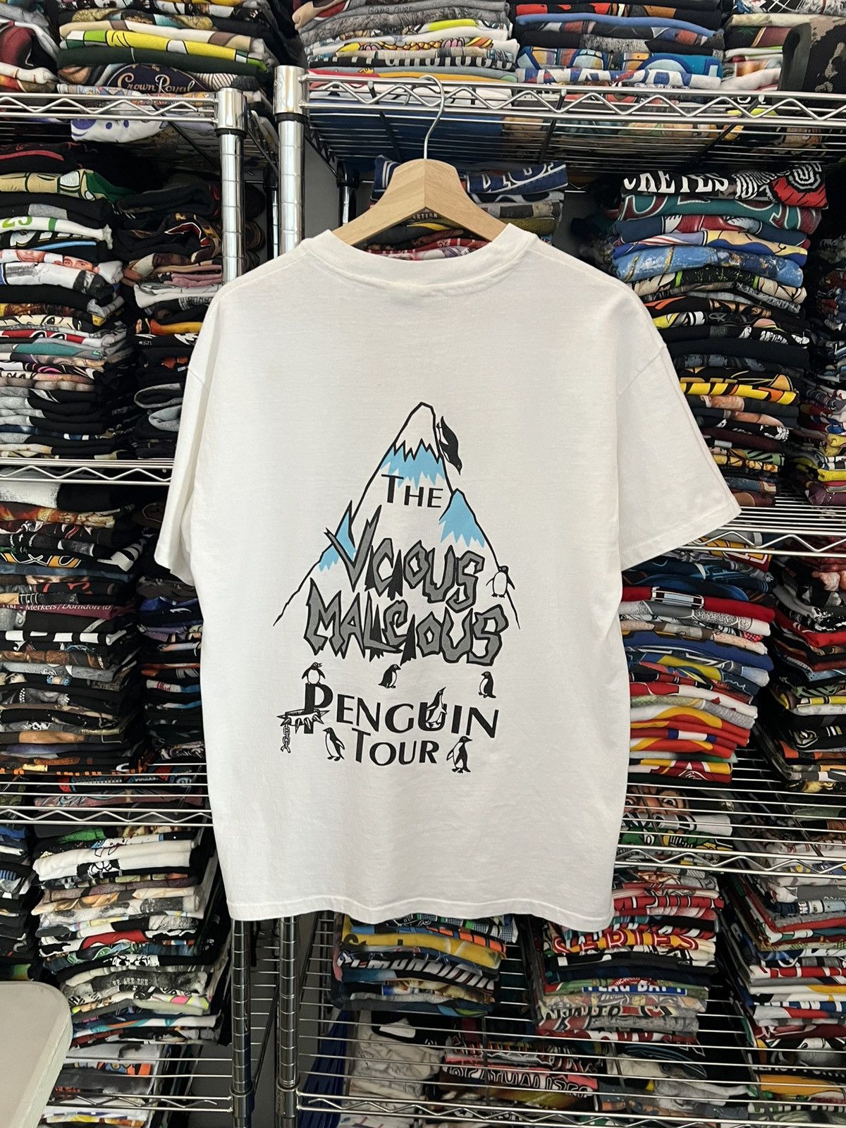 Hanes 90s Gallagher Autographed The Vicious Malicious Penguin Tour Size US L / EU 52-54 / 3 - 2 Thumbnail