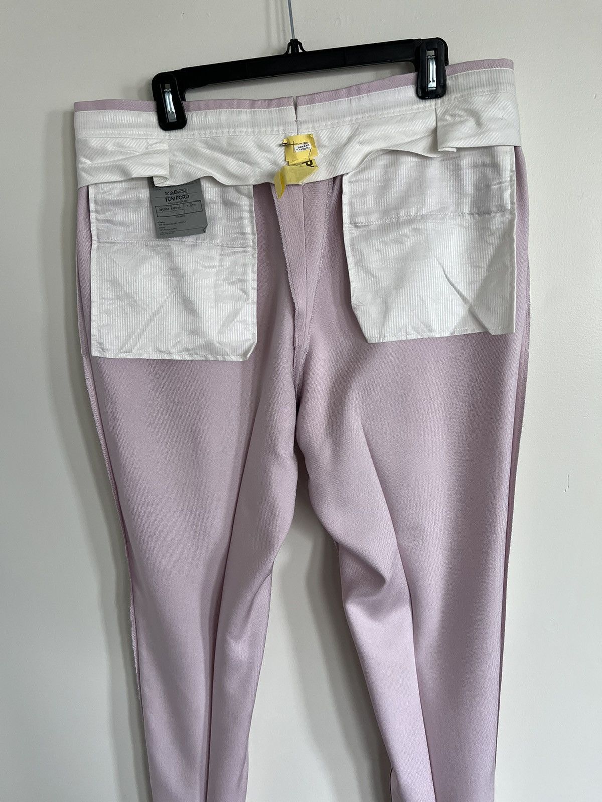 Tom Ford 3K silk/rayon single-pleat trousers, IT52, worn x 4 Size US 36 / EU 52 - 17 Thumbnail
