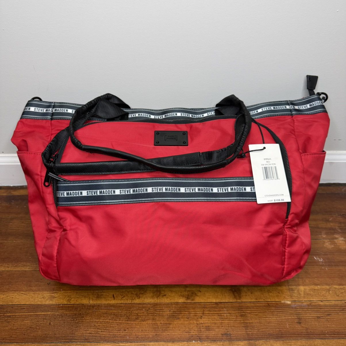 Steve Madden Steve Madden Red Handbag with Black Logo Plate Size ONE SIZE - 1 Thumbnail