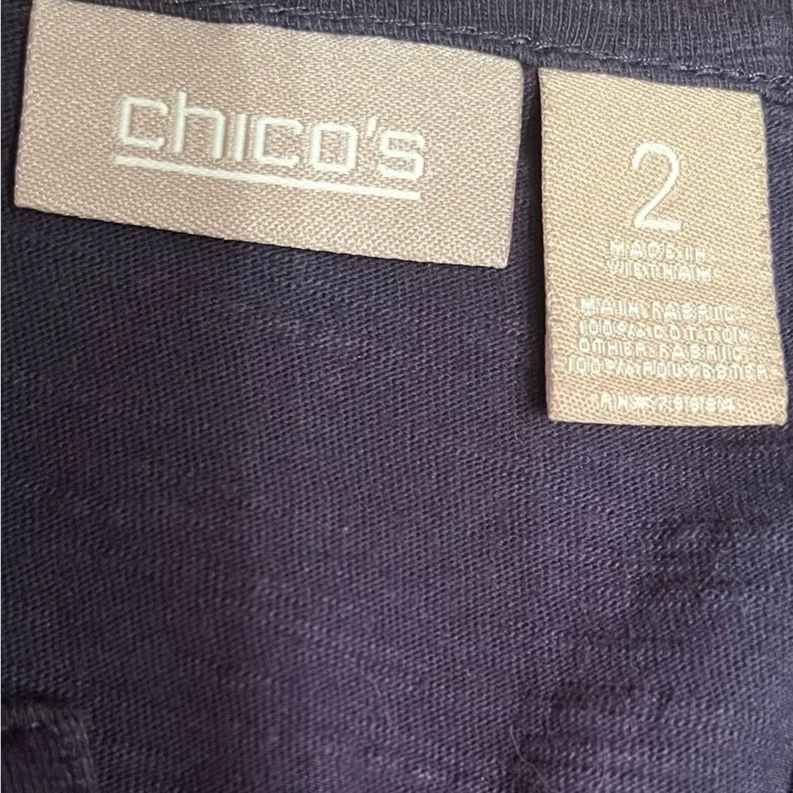 Chicos Chico’s t-shirt with lace overlay front, size 2 (Large) Size L / US 10 / IT 46 - 5 Thumbnail