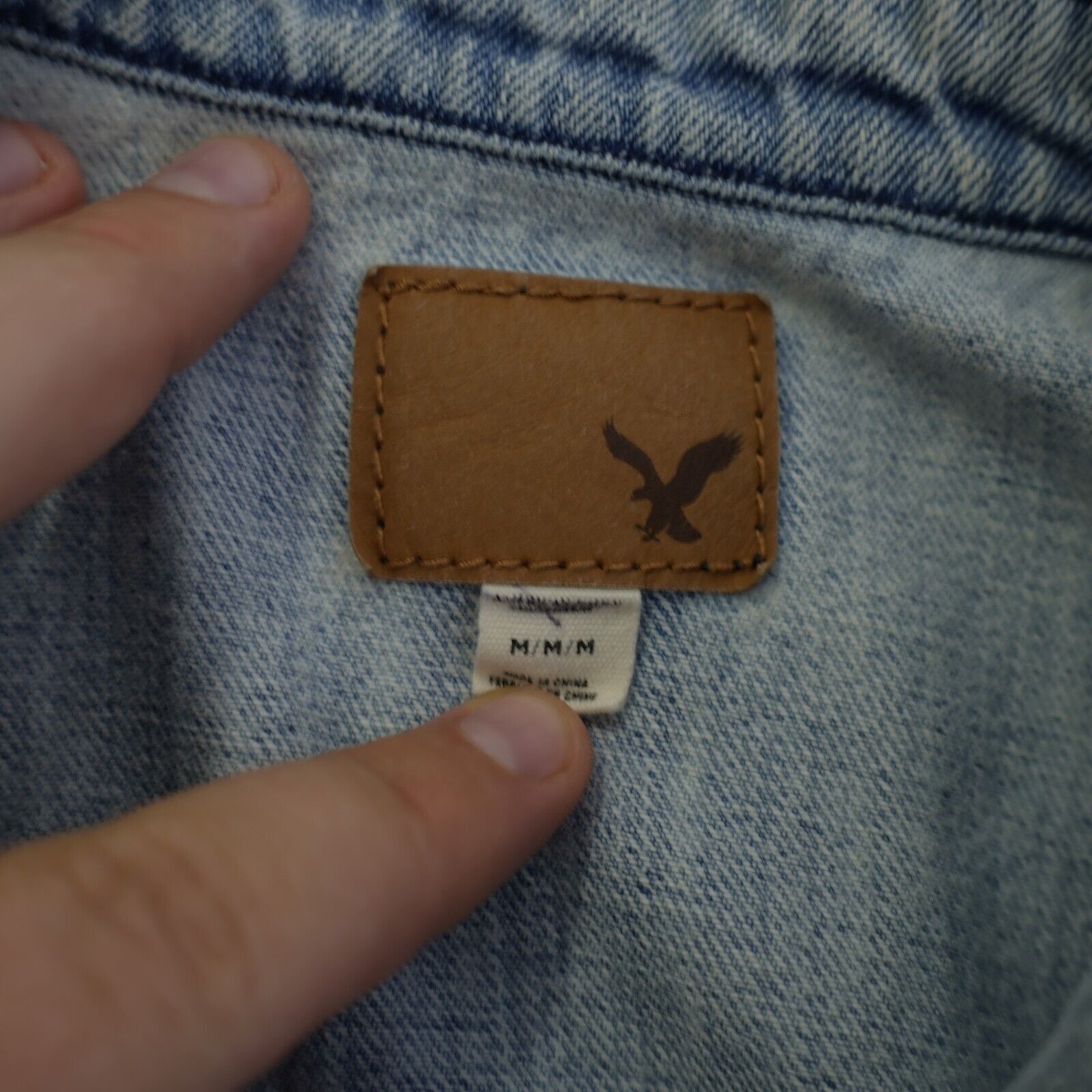 American Eagle Outfitters American Eagle Medium Light Blue Denim Jean Jacket Sleeveles Size M / US 6-8 / IT 42-44 - 5 Thumbnail
