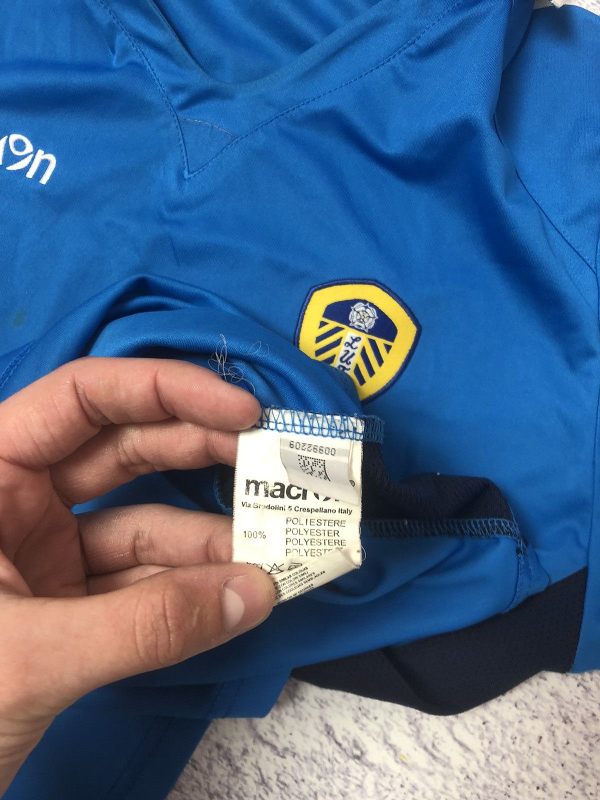 Other Vintage soccer jersey Leeds macron y2k football size M usa Size US M / EU 48-50 / 2 - 7 Thumbnail