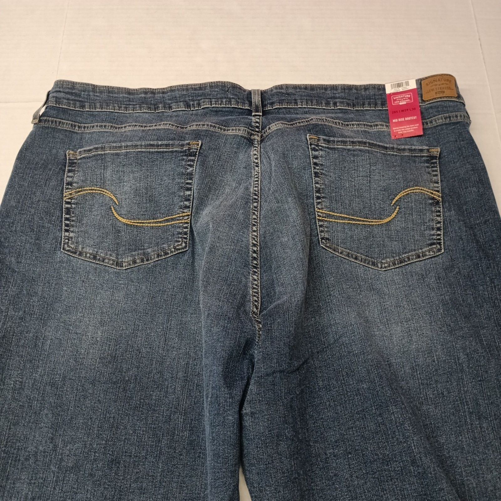 Levi's Levi’s Jeans Women's Blue Bootcut Mid Rise 28S W39 L30 Size 39" - 9 Thumbnail