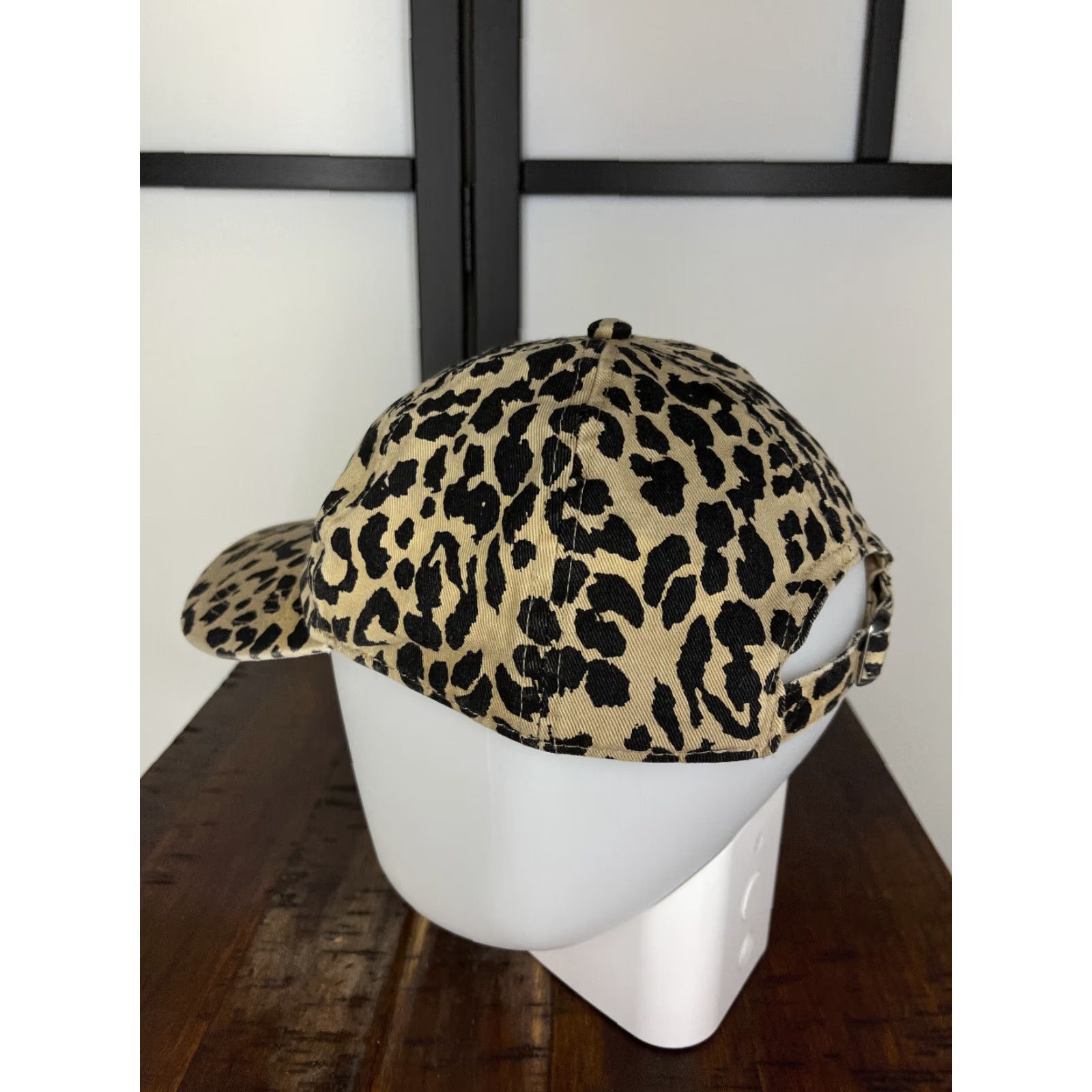 Vintage VINTAGE David and Young Baseball Cap Hat Adjustable Adult One Size Beanie Beige Leopard Print Cotton Outdoor 90s Women Size ONE SIZE - 5 Thumbnail