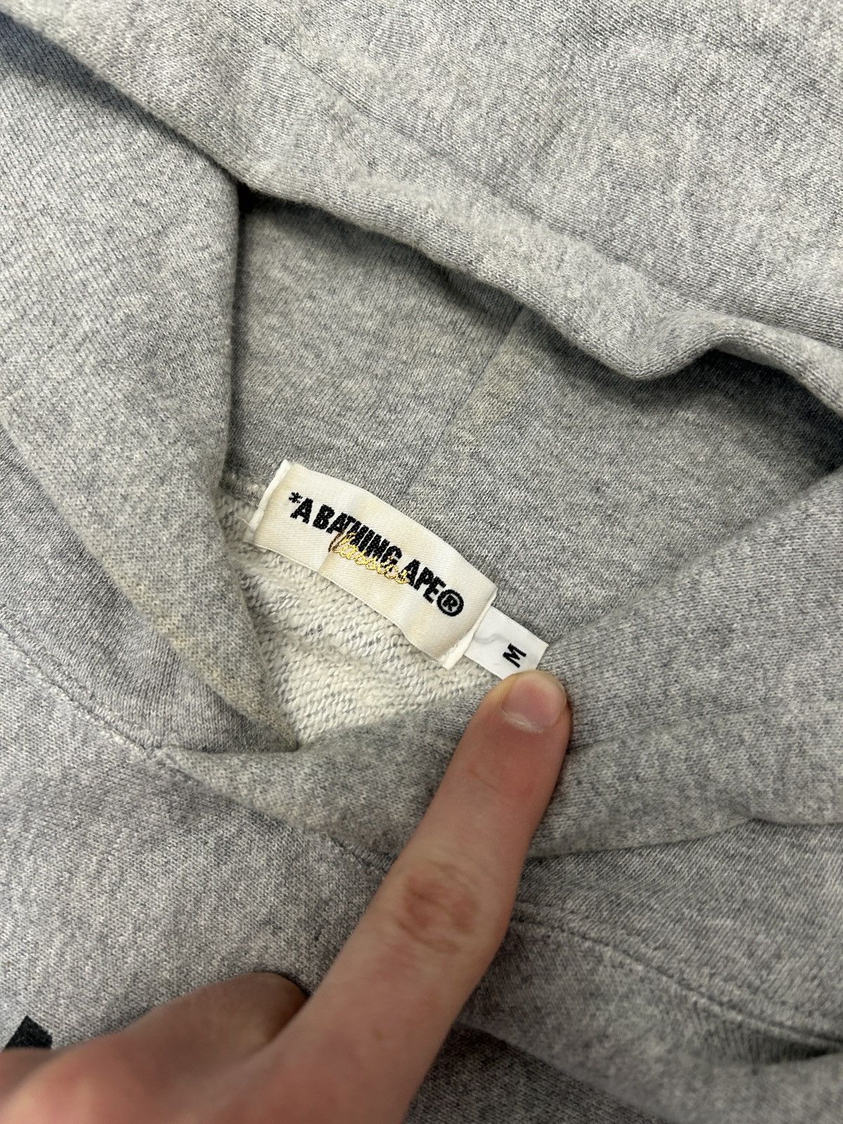 Bape A Bathing Ape Classics Logo Hoodie Size US M / EU 48-50 / 2 - 2 Thumbnail