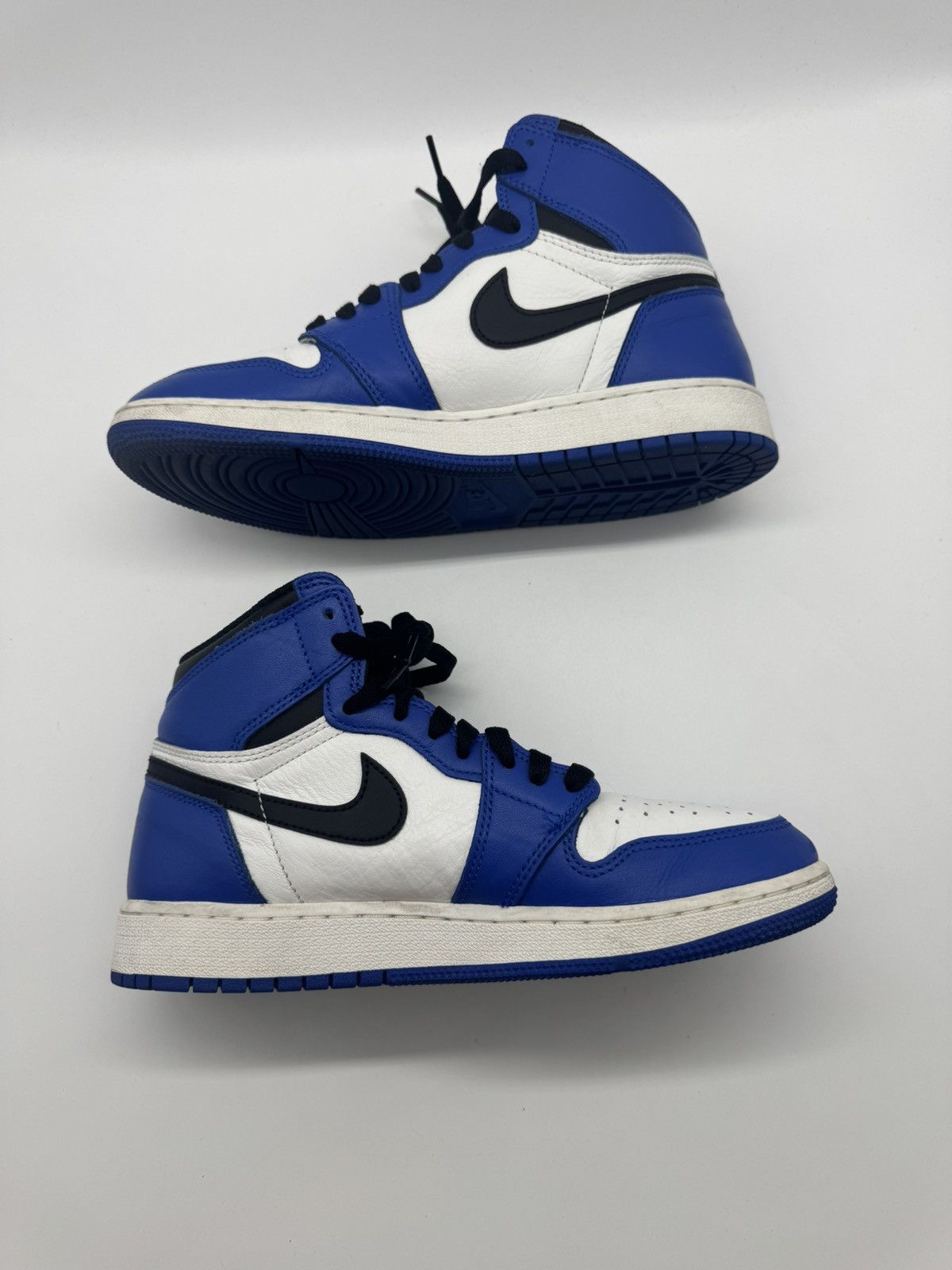 Jordan Brand × Nike Nike Air Jordan 1 Retro High OG BG 'Game Royal' Youth Sz 7 Size US 7 / EU 40 - 3 Thumbnail