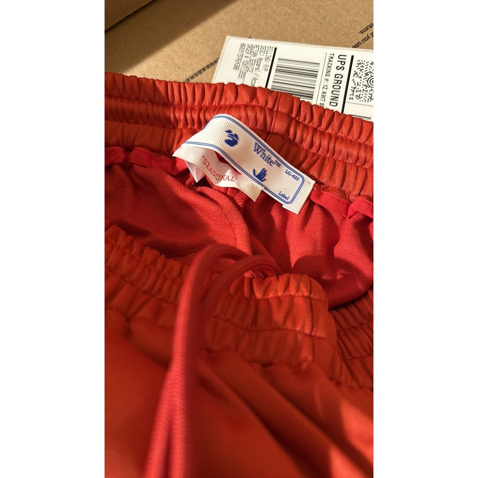 Off-White Off-White Hand Logo Shorts Red M Size ONE SIZE - 5 Thumbnail