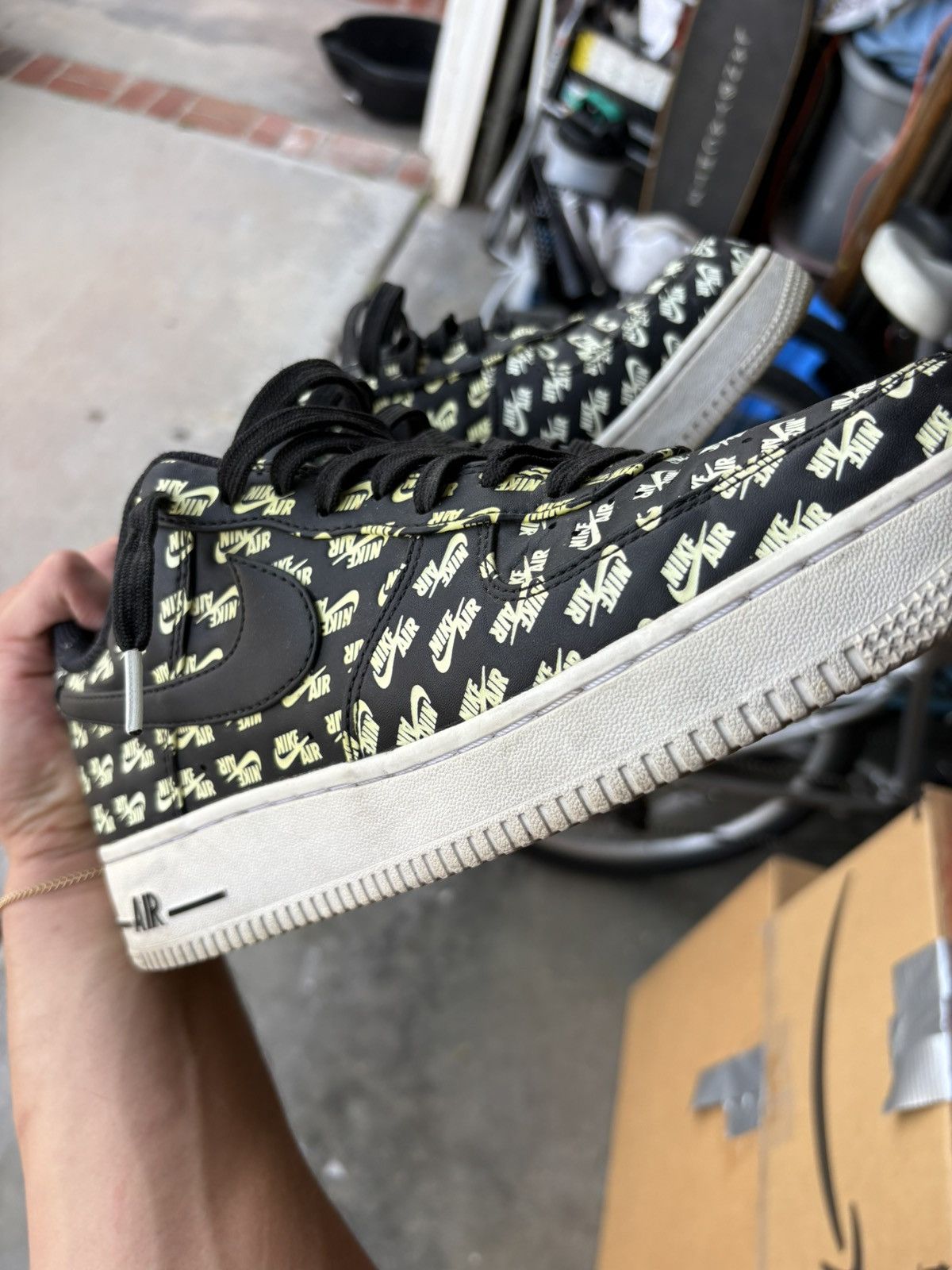 Nike Nike Air Force 1 Size US 10 / EU 43 - 3 Thumbnail