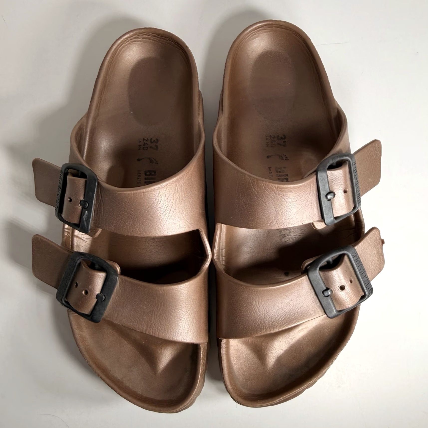 Birkenstock Birkenstock Arizona Copper Rubber Footbed Narrow EU 37 US 6 Size US 6 / IT 36 - 4 Thumbnail