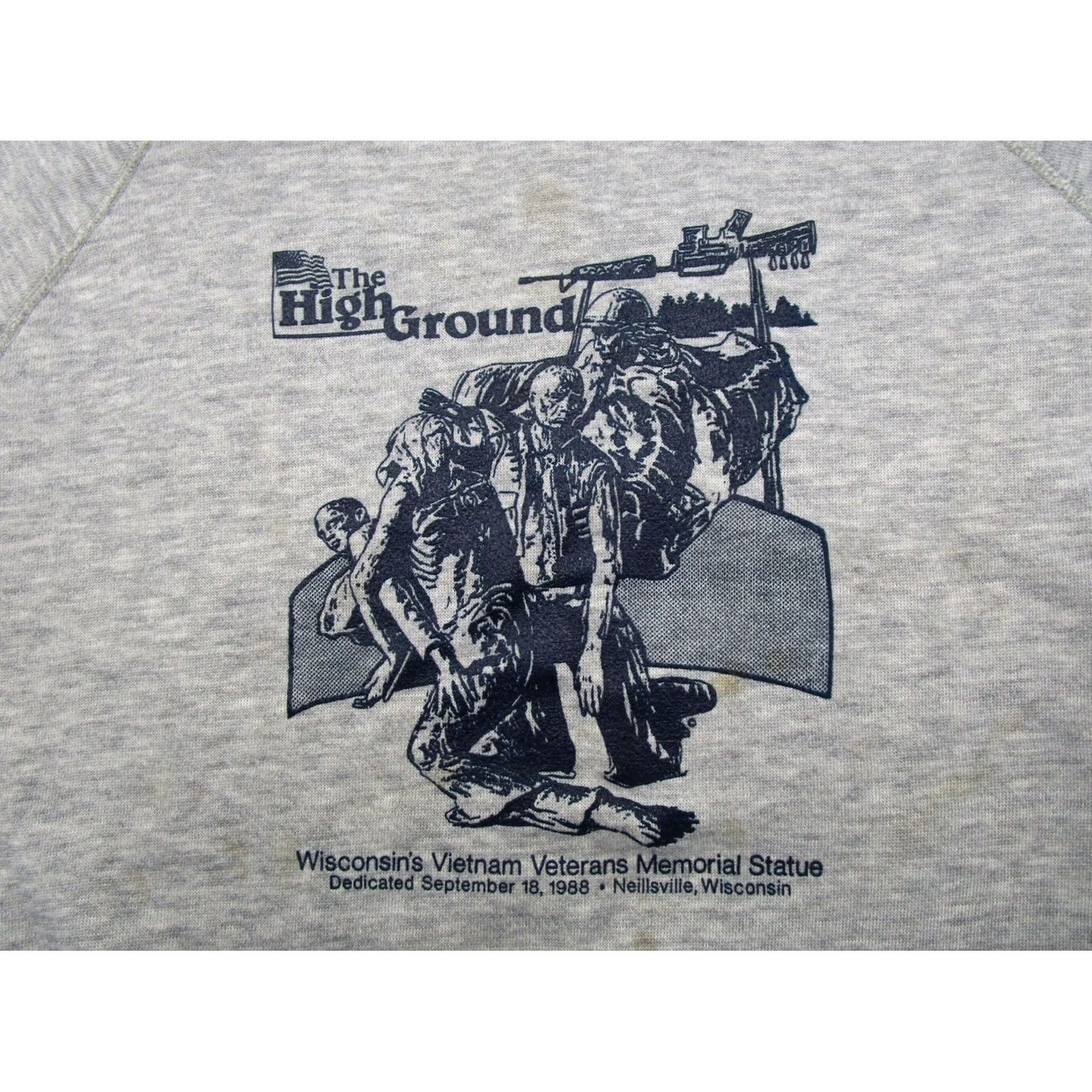 Vintage VINTAGE Wisconsin Memorial Statute Military Sweatshirt 2XL Gray Cotton Pullover Crew Neck Men Sports 80s Hooded Winter Spring Fall Mens Size US XXL / EU 58 / 5 - 2 Thumbnail