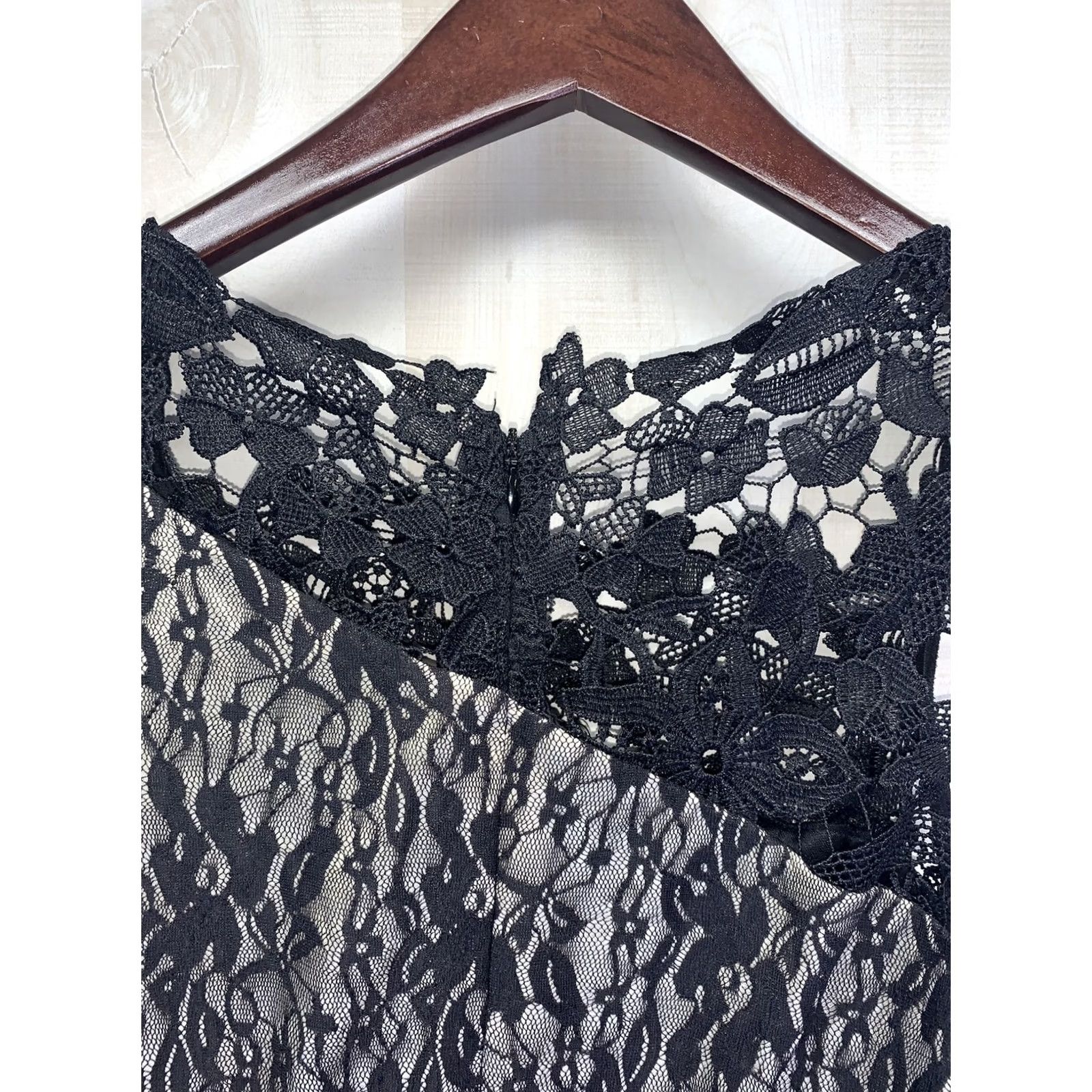 Vintage One by Eight Black Lace W/Satin Style Party/Prom Dress Size 4-4311 Size S / US 4 / IT 40 - 7 Thumbnail
